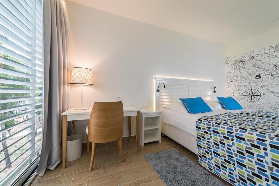 Amadria Park Beach Hotel Jure Sibenik Ngoại thất bức ảnh