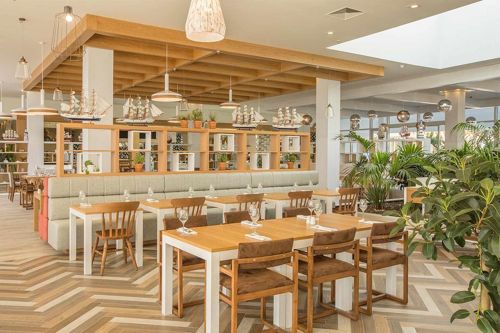 Amadria Park Beach Hotel Jure Sibenik Ngoại thất bức ảnh