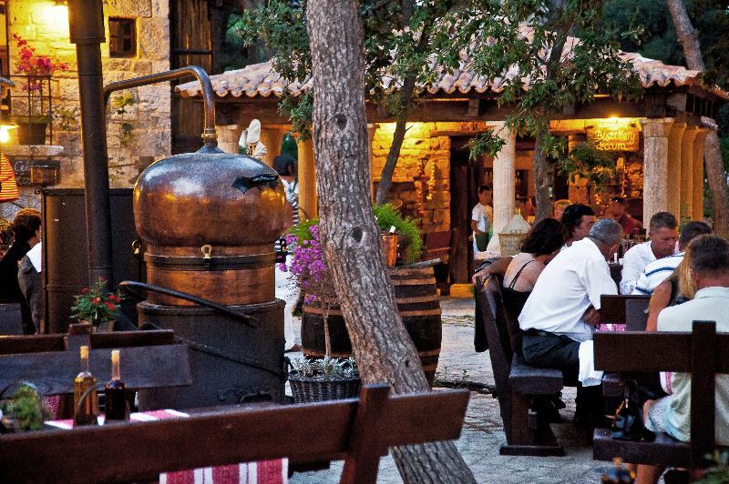 Amadria Park Beach Hotel Jure Sibenik Ngoại thất bức ảnh