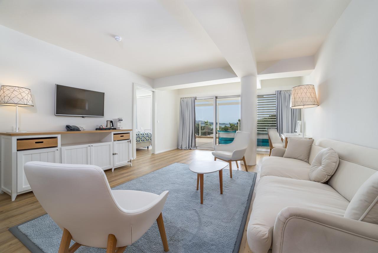 Amadria Park Beach Hotel Jure Sibenik Ngoại thất bức ảnh